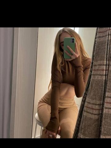 Айша Молодая Блондинка фото 2